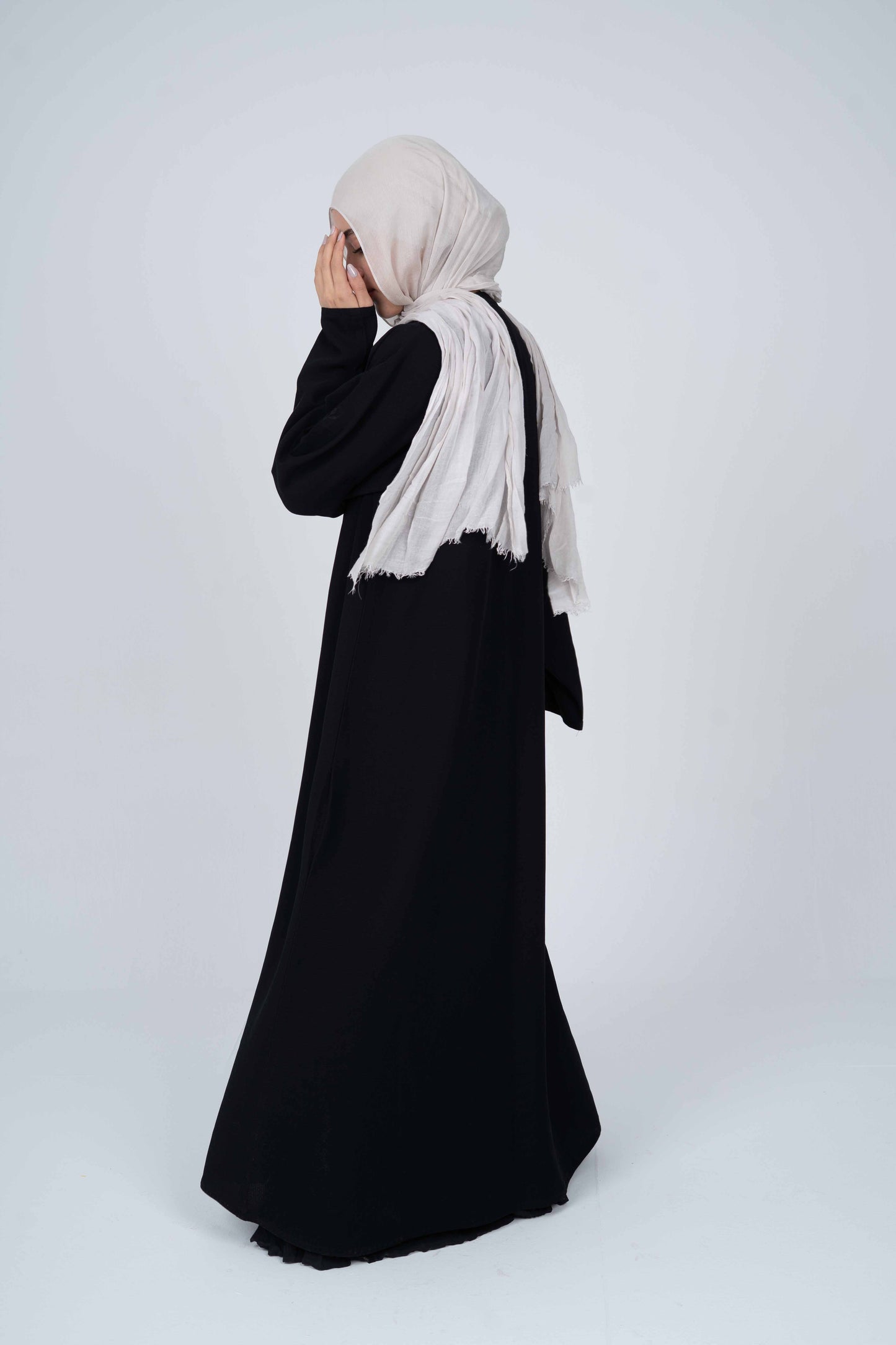 NOIR ELAN ABAYA