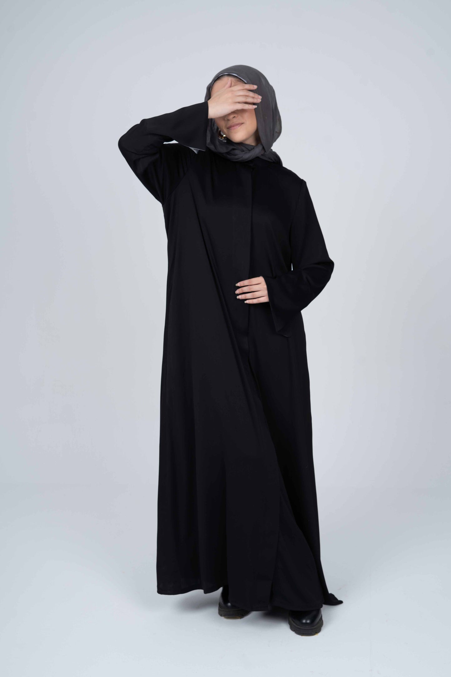 LILY ABAYA