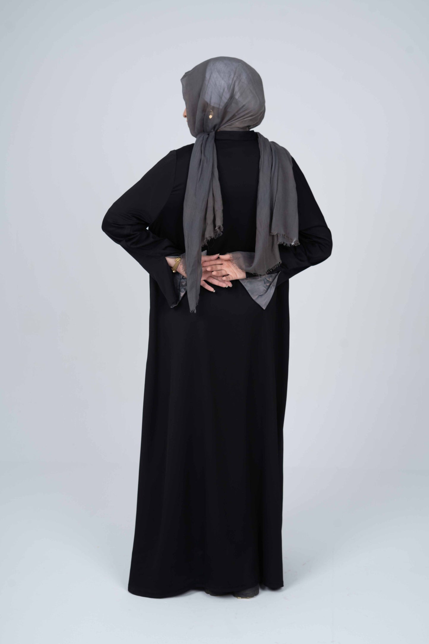 LILY ABAYA